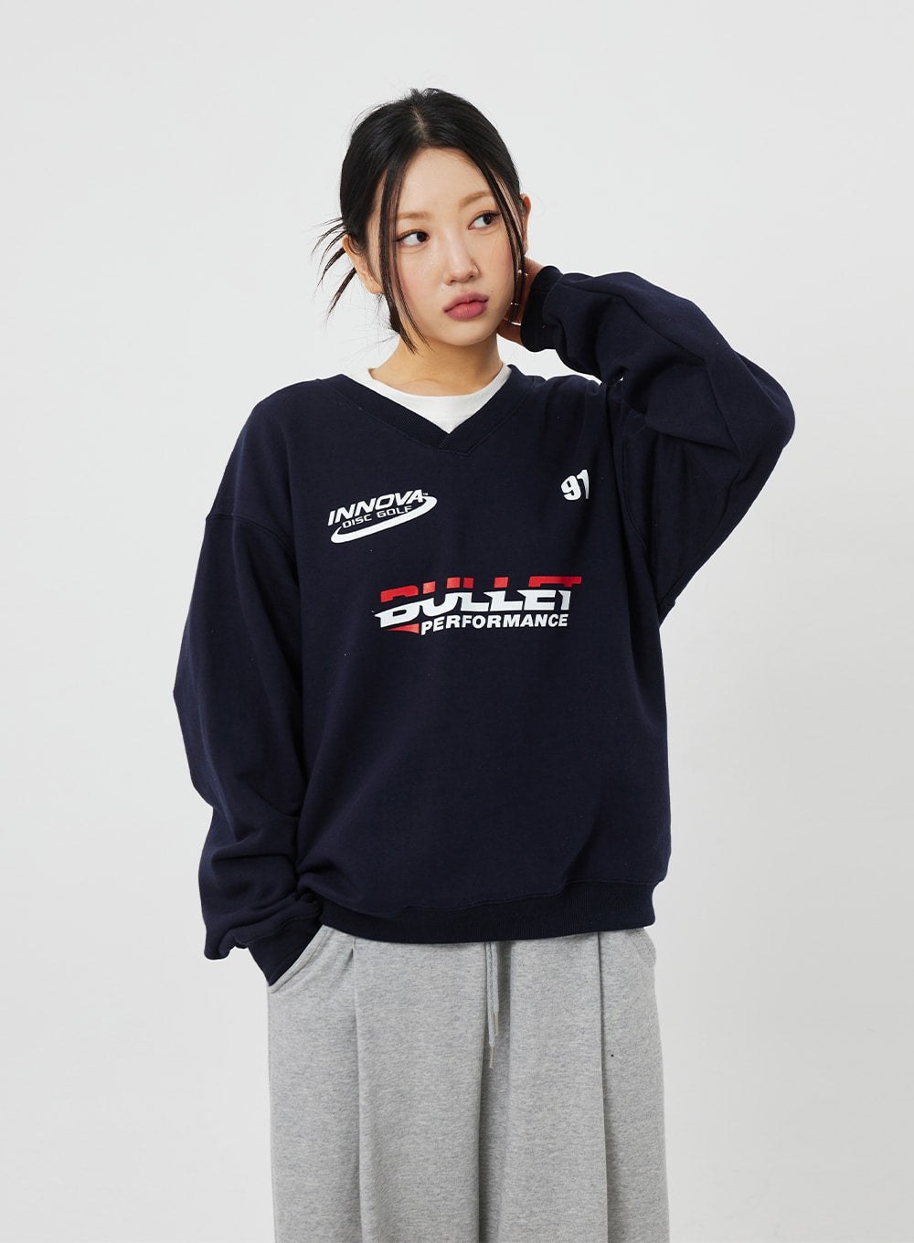 V-Neck Graphic Sweatshirt CF315