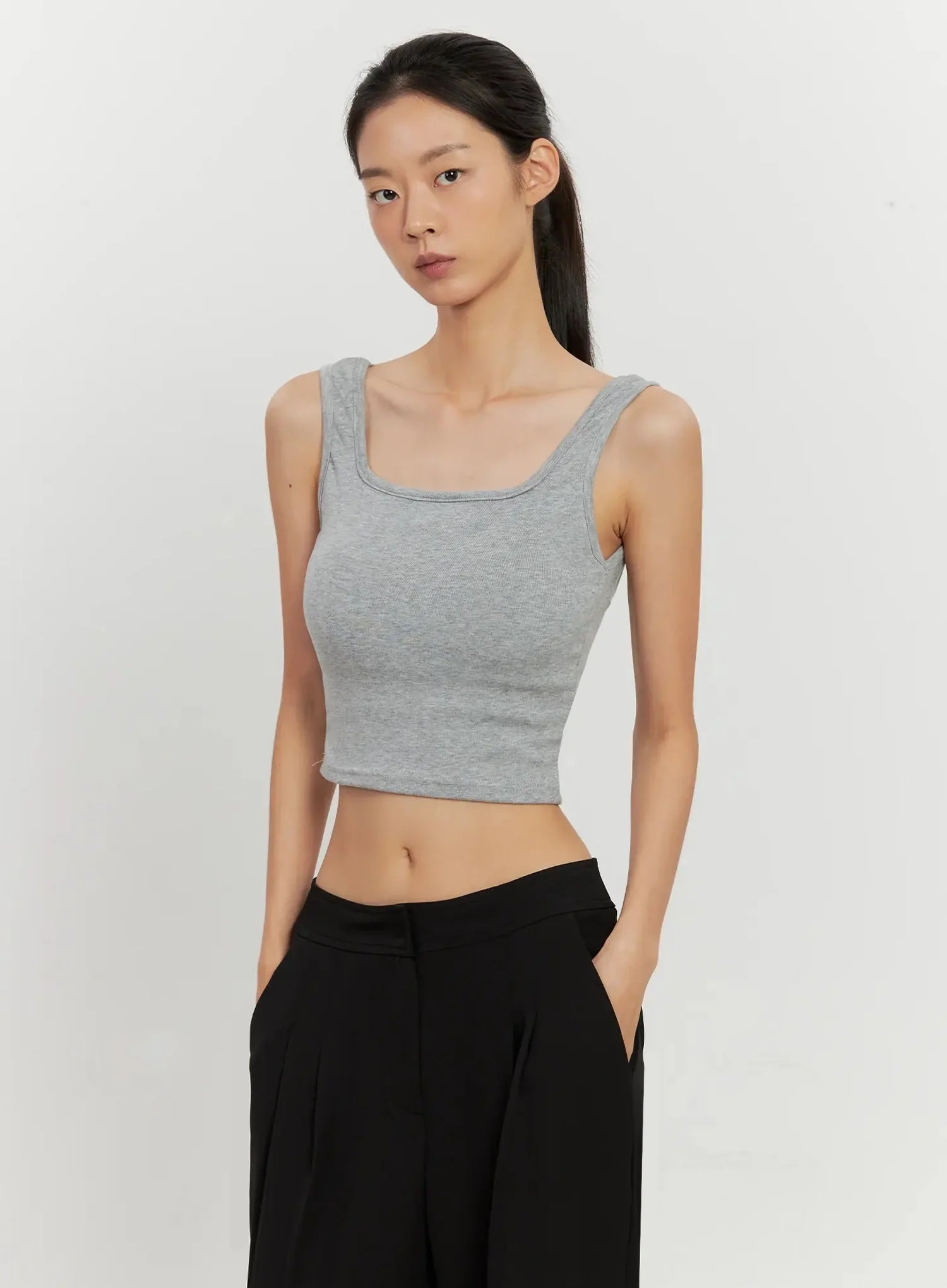 Essential Crop Tank Top IL528