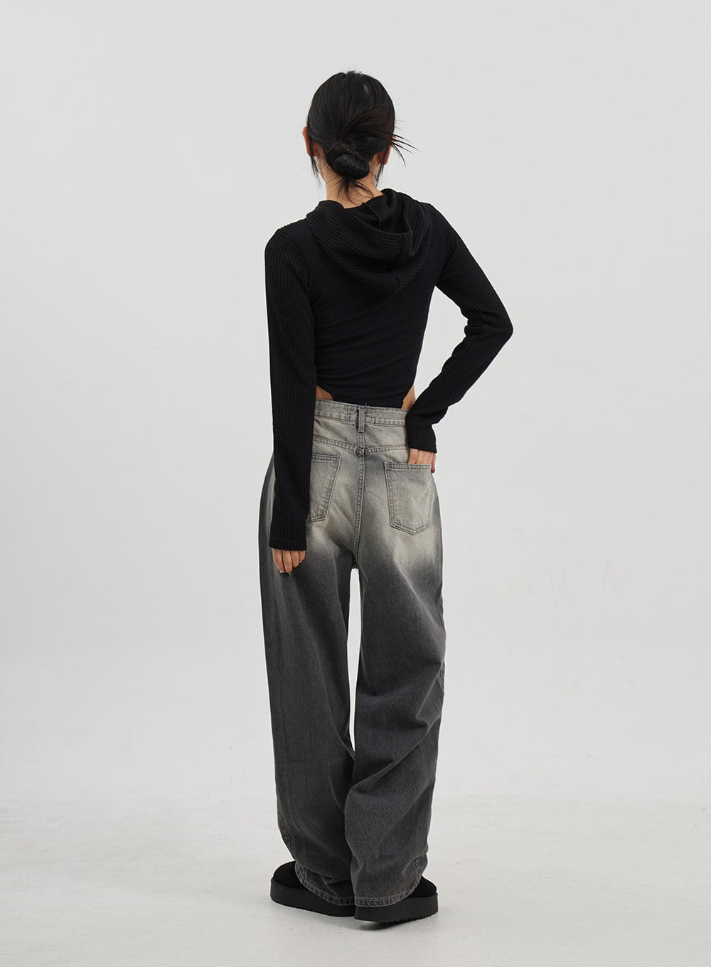 Ribbed Cropped Zip-Up Hoodie CJ330