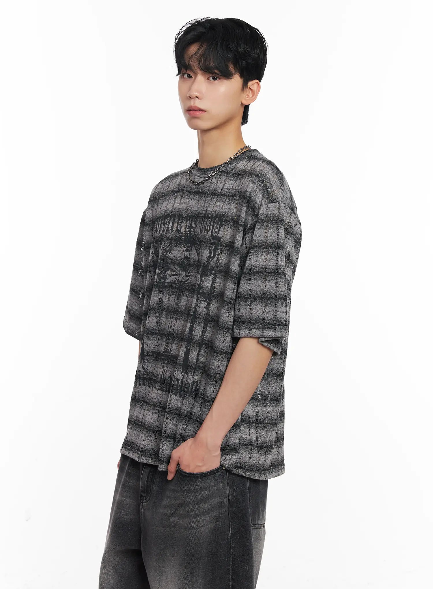 Men's Oversized Striped Graphic Tee IU526