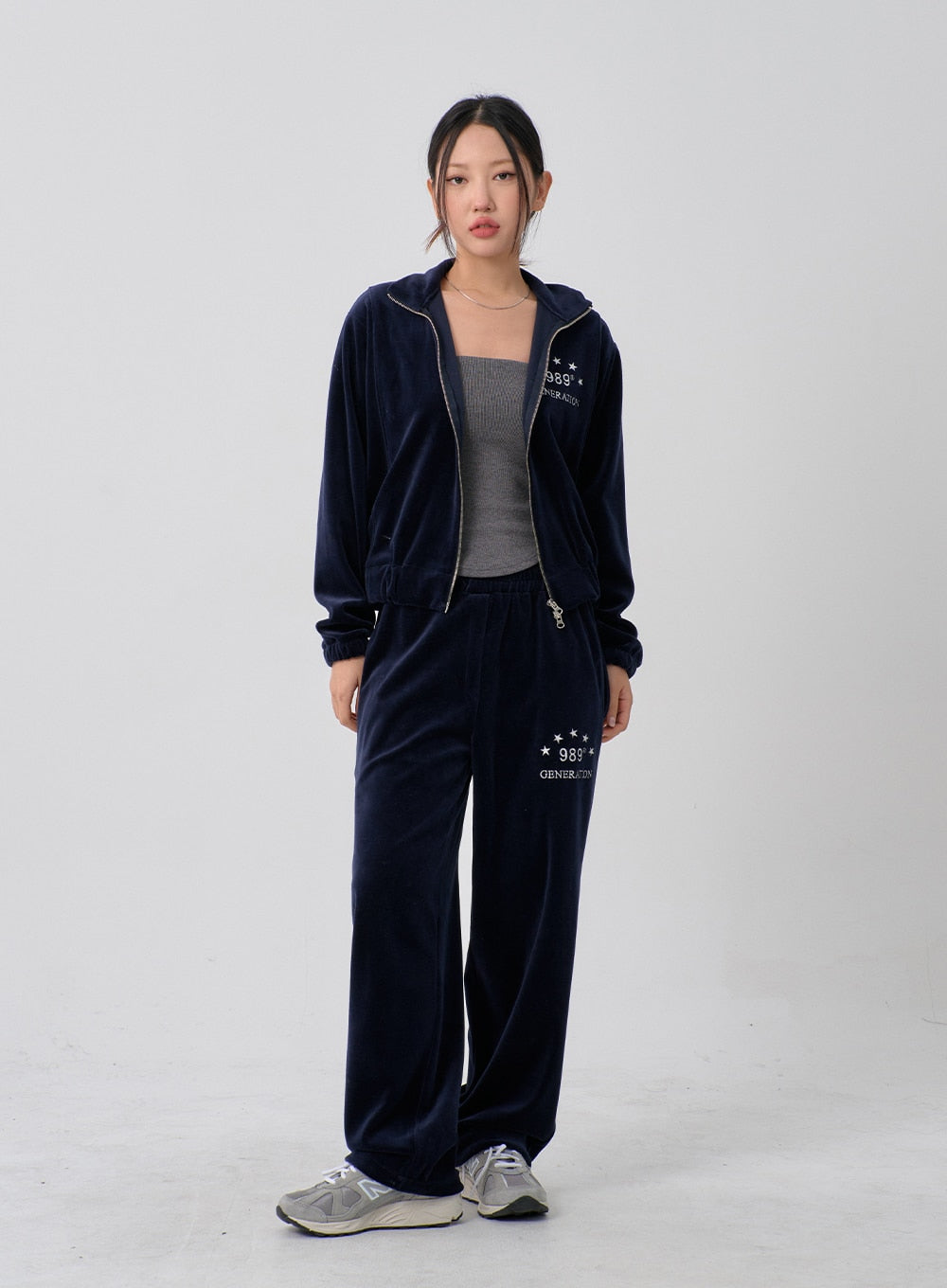 Lettering Embroidery Velvet Two Way Zipper Sweatshirt CN10