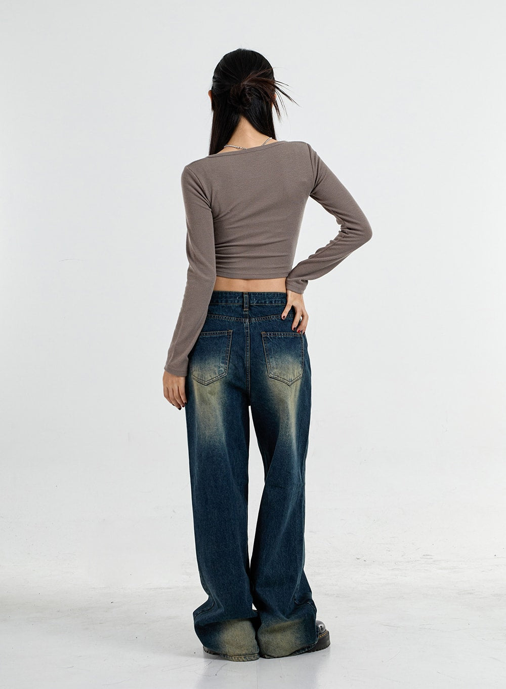 Heart Neck Crop T-Shirt CO11