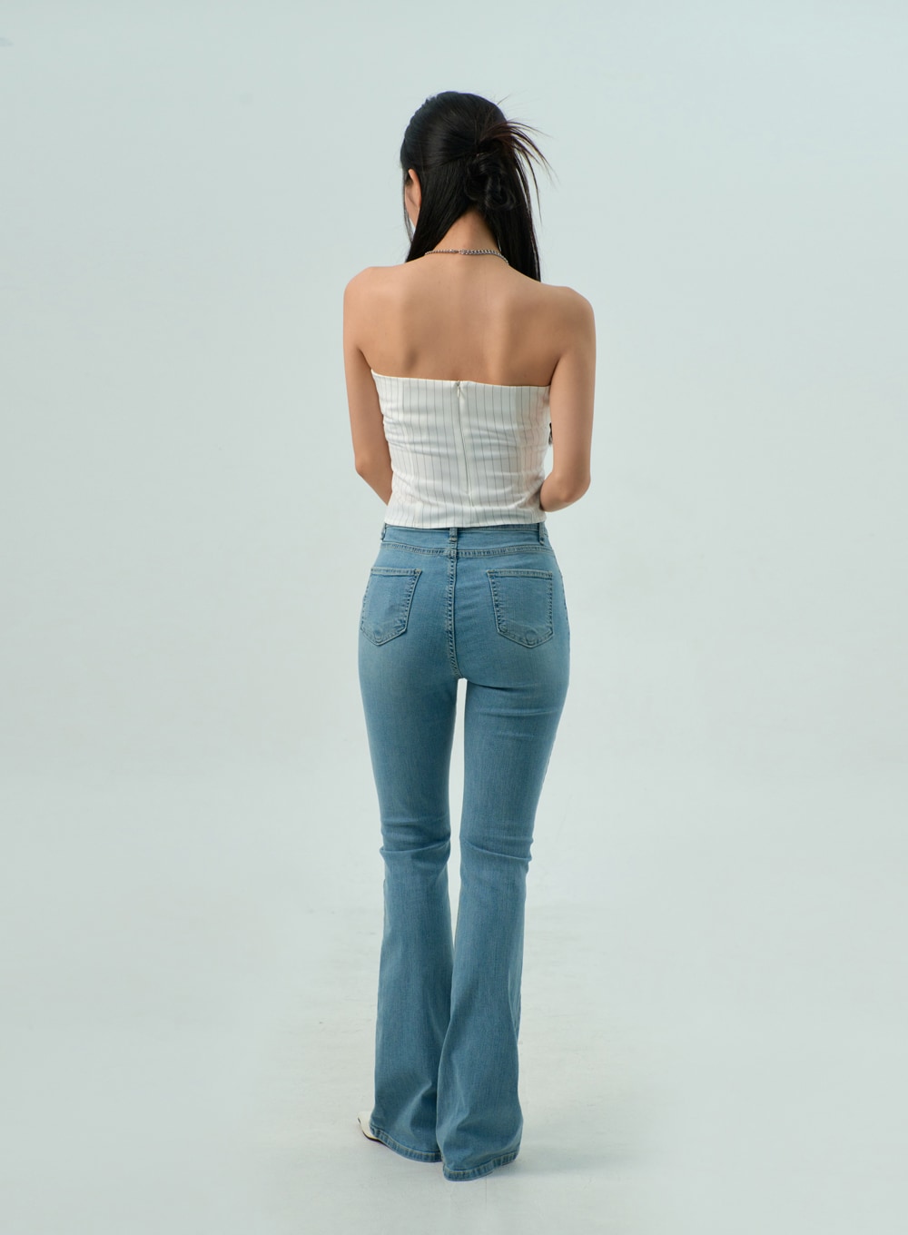 Light Wash Bootcut Jeans CY330