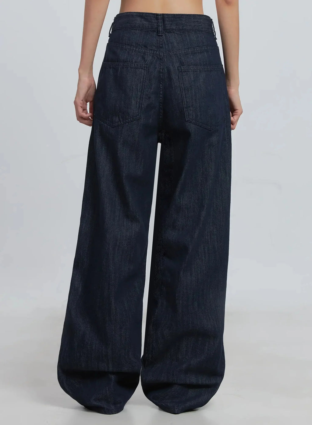 Catie Straight-Fit Jeans IU512