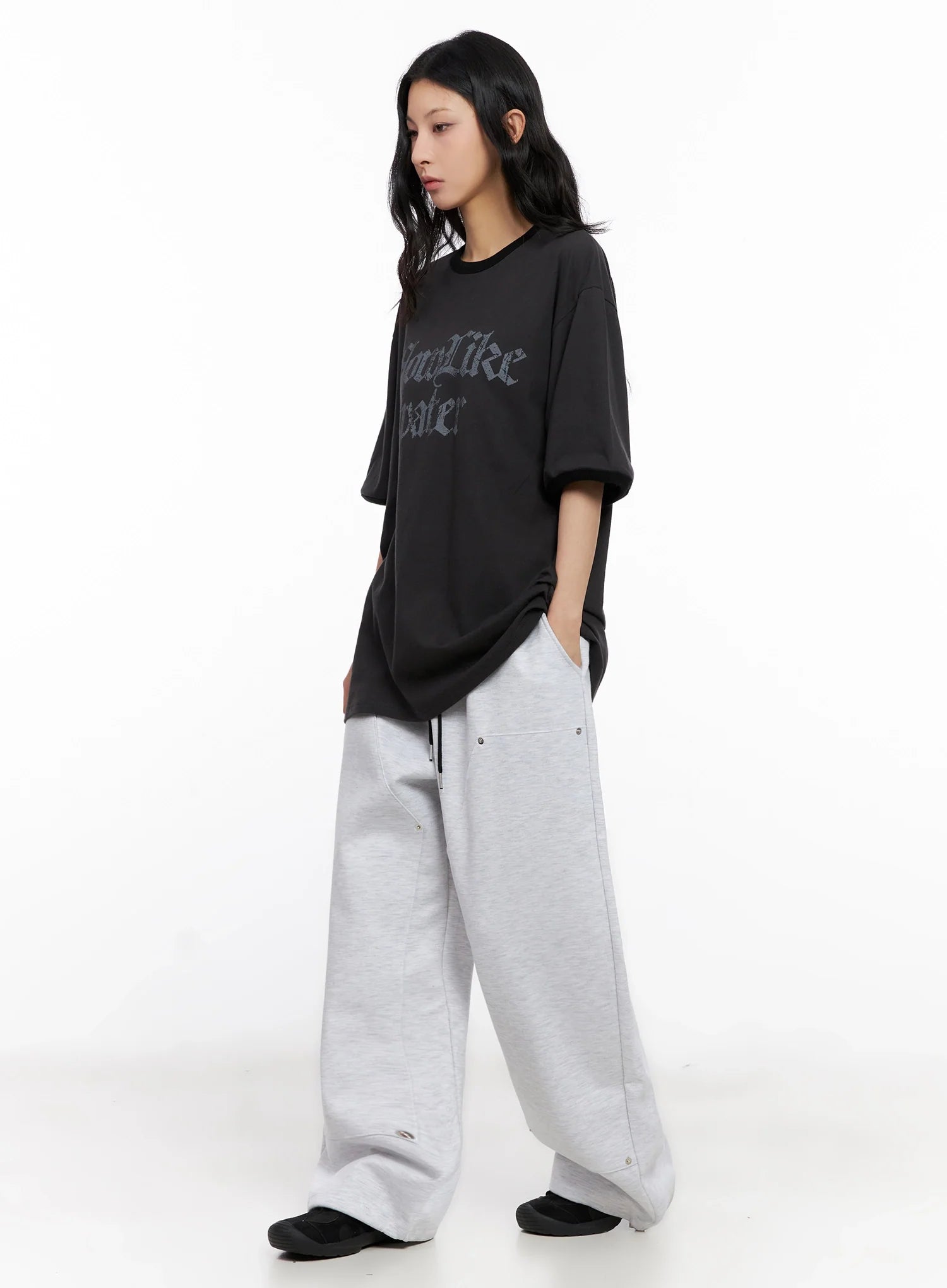 Wide-Leg Stud Accent Sweatpants IG508