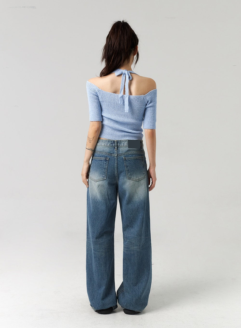 Mid-Wash Baggy Jeans CL312