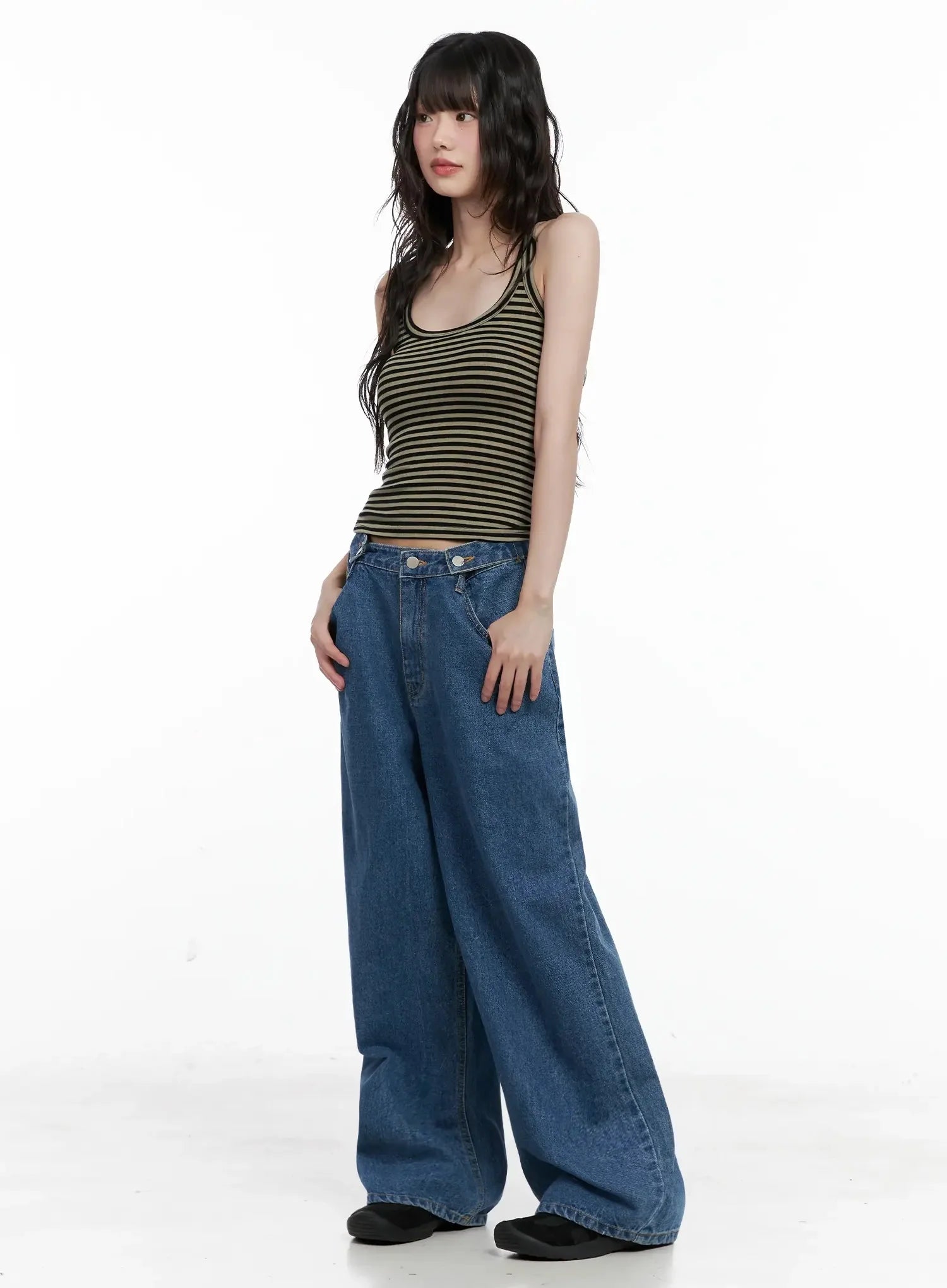 Striped U-Neck Tank Top IL528