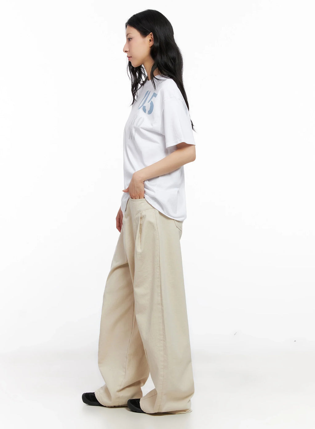 05 Graphic Print Short-Sleeve Tee IG508