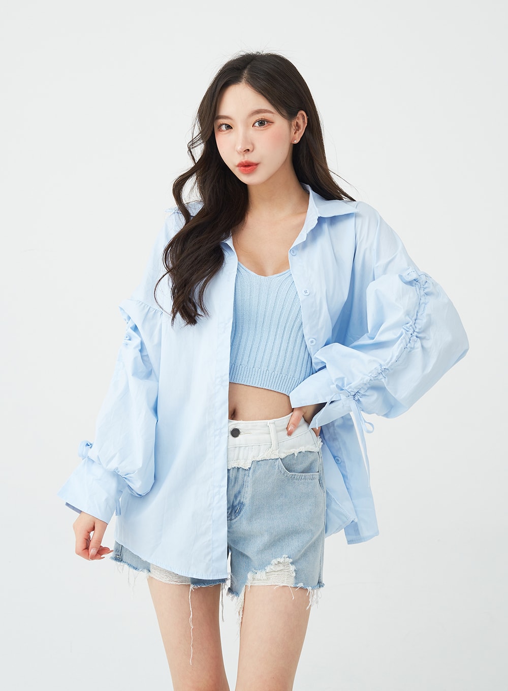 Two-Tone Distressed Denim Shorts BG12