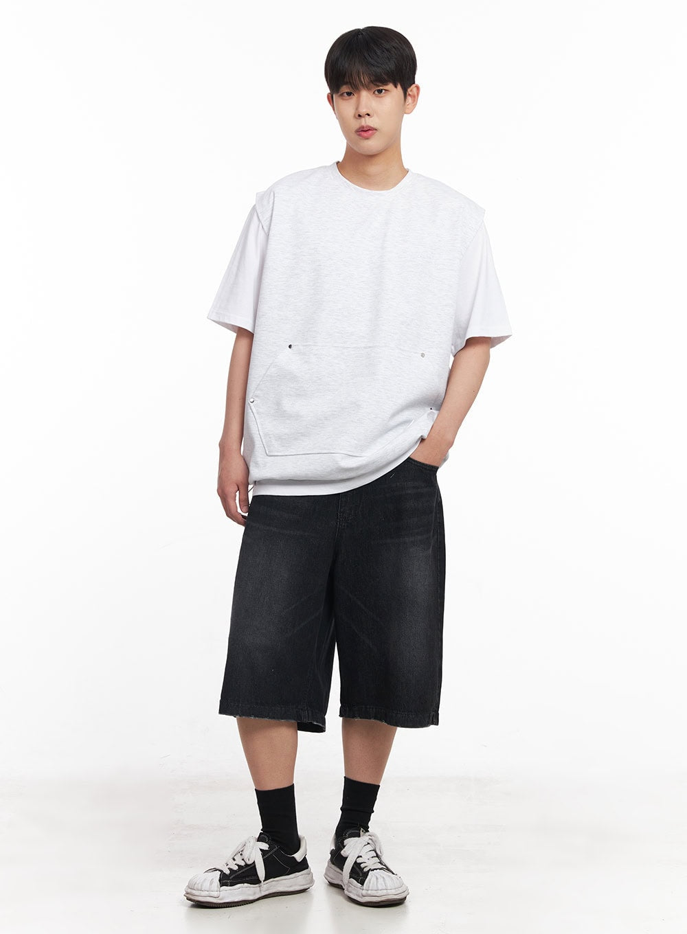 Men's Loose-Fit Cotton Pocketed Vest IY522