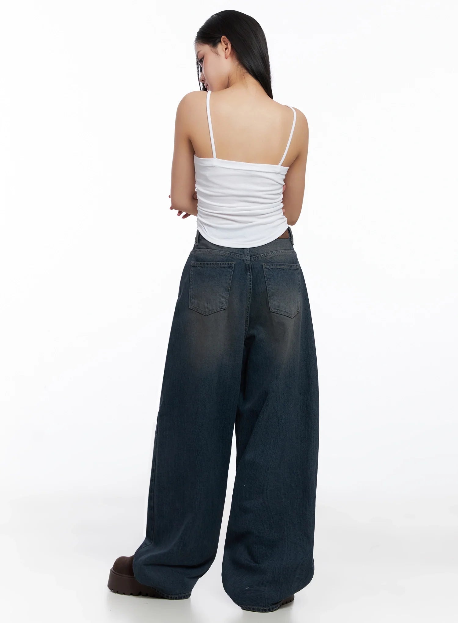 Adelyn Washed Baggy Jeans IS525