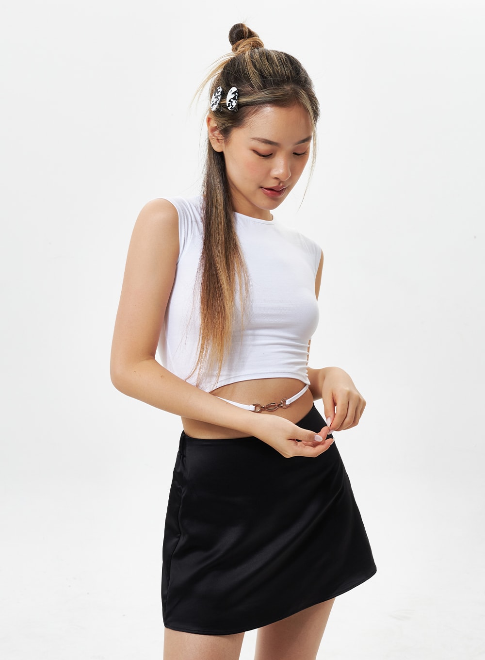 Chain Detail Cropped Top CY330