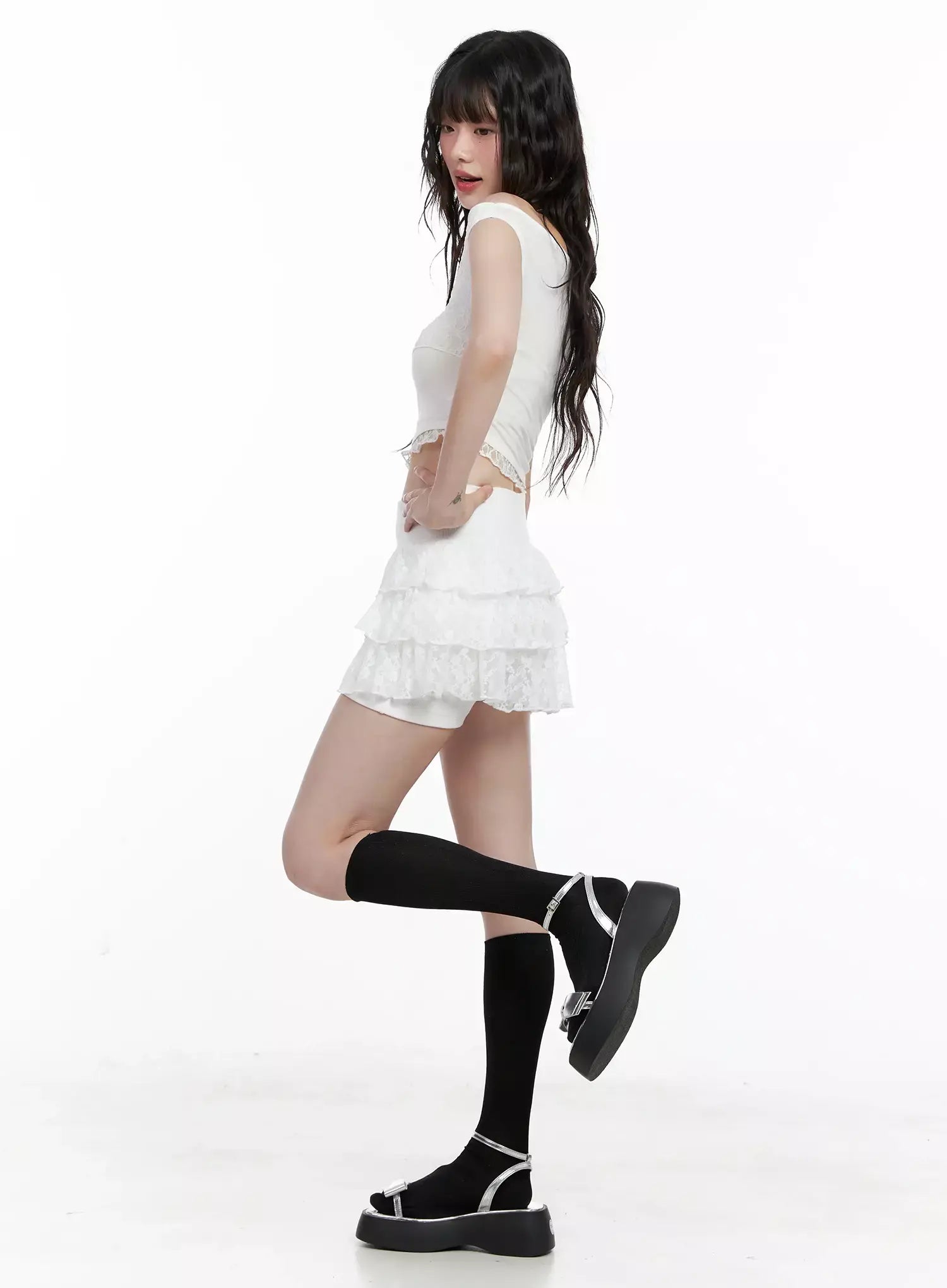 Asymmetric Off-Shoulder Lace-Trim Top IL531