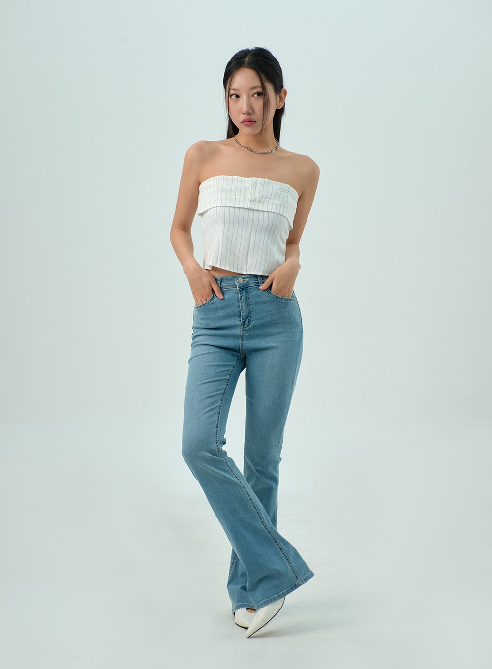 Light Wash Bootcut Jeans CY330