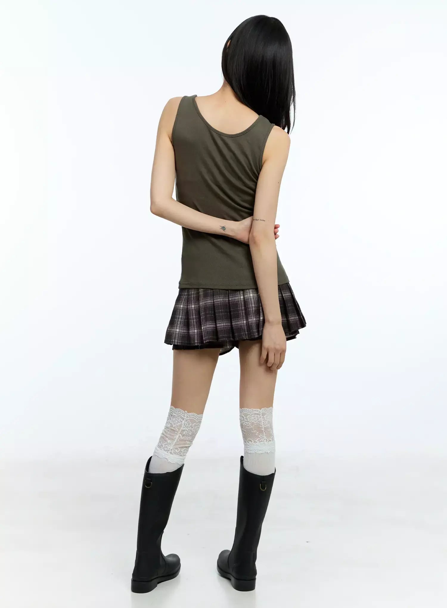 Basic Slim-Fit Tank Top IU524