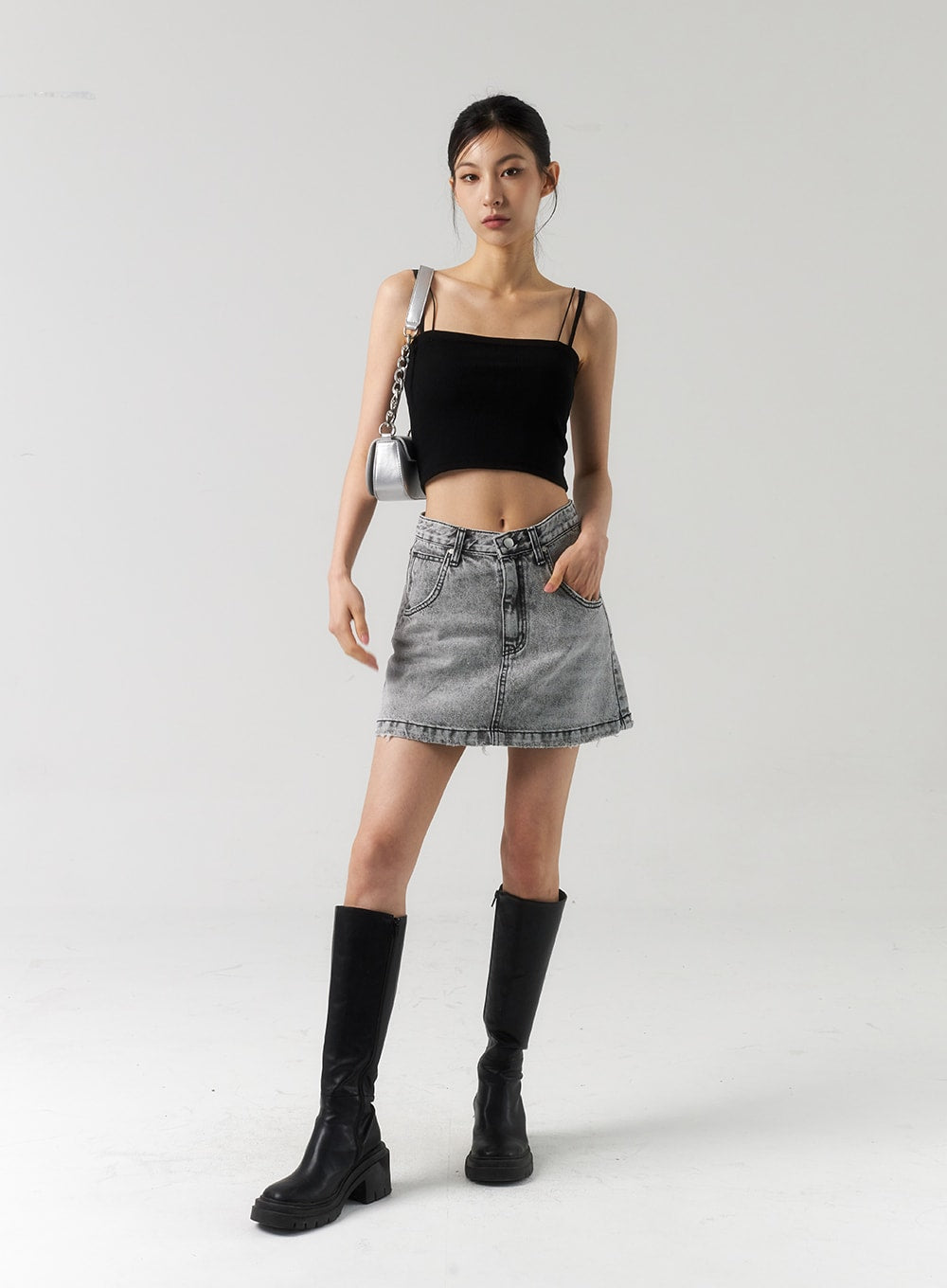 Thin Strap Cropped Top CU320