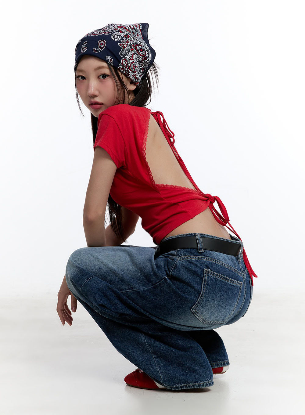 Lace Backless Crop Top IU503