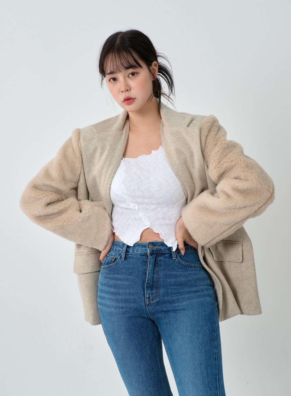 Wavy Off-Shoulder Cropped Top IJ304