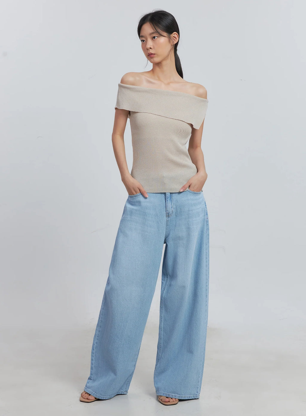 Scarlett Washed Wide-Leg Jeans IU512