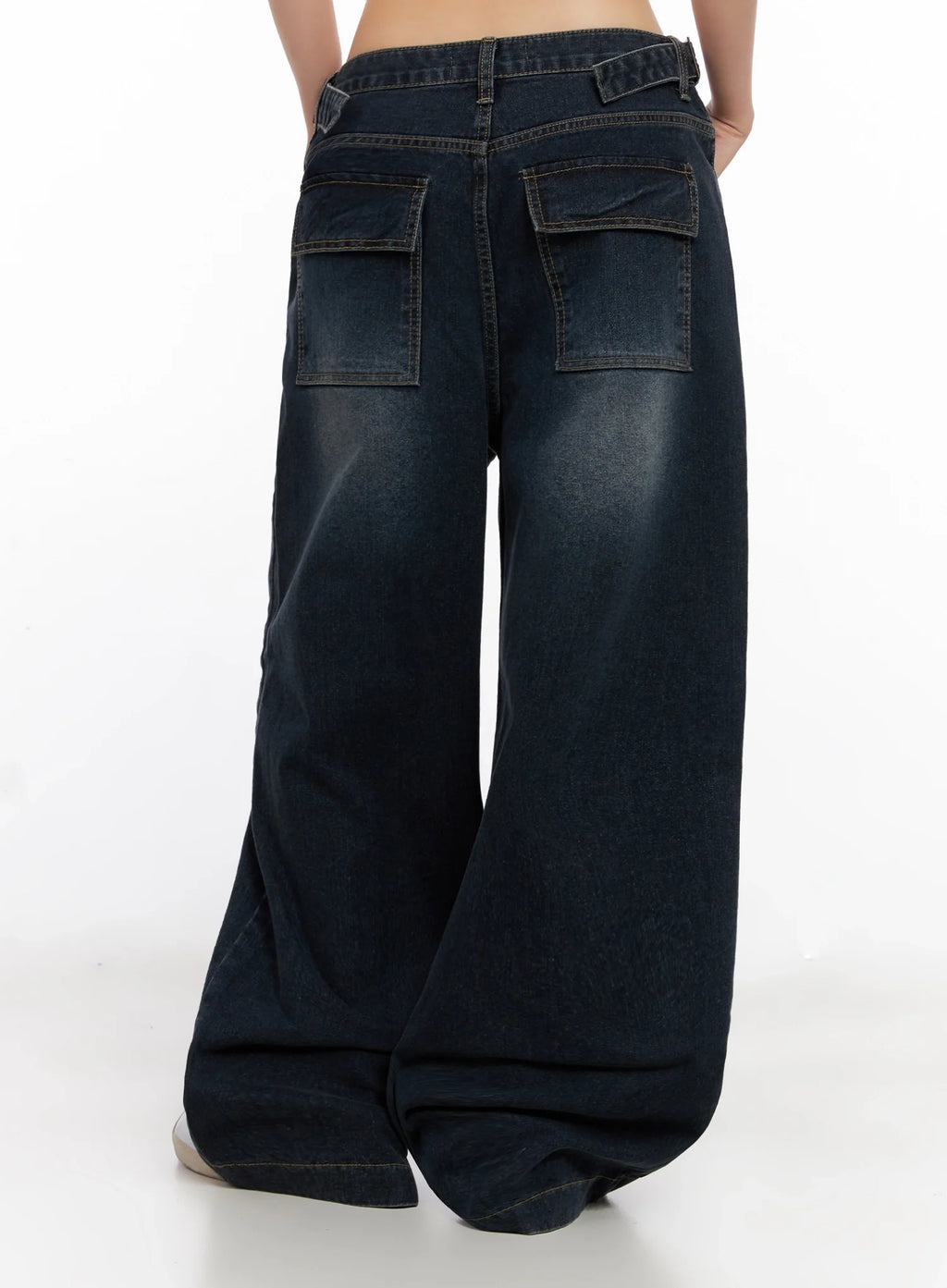 Soyoung Washed Adjustable Wide-Leg Jeans IG508