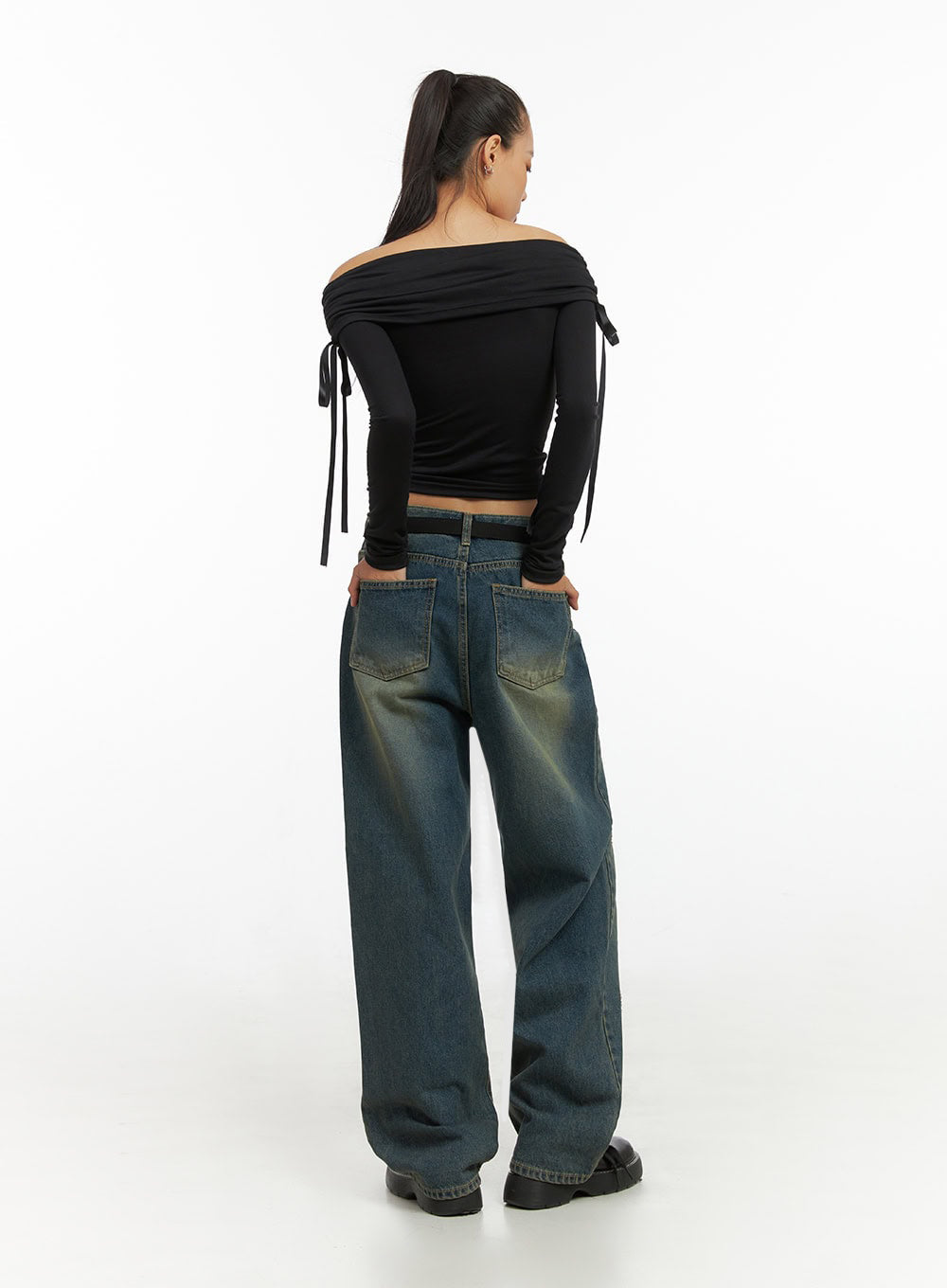 Shirred Solid Off Shoulder Crop Top IO409