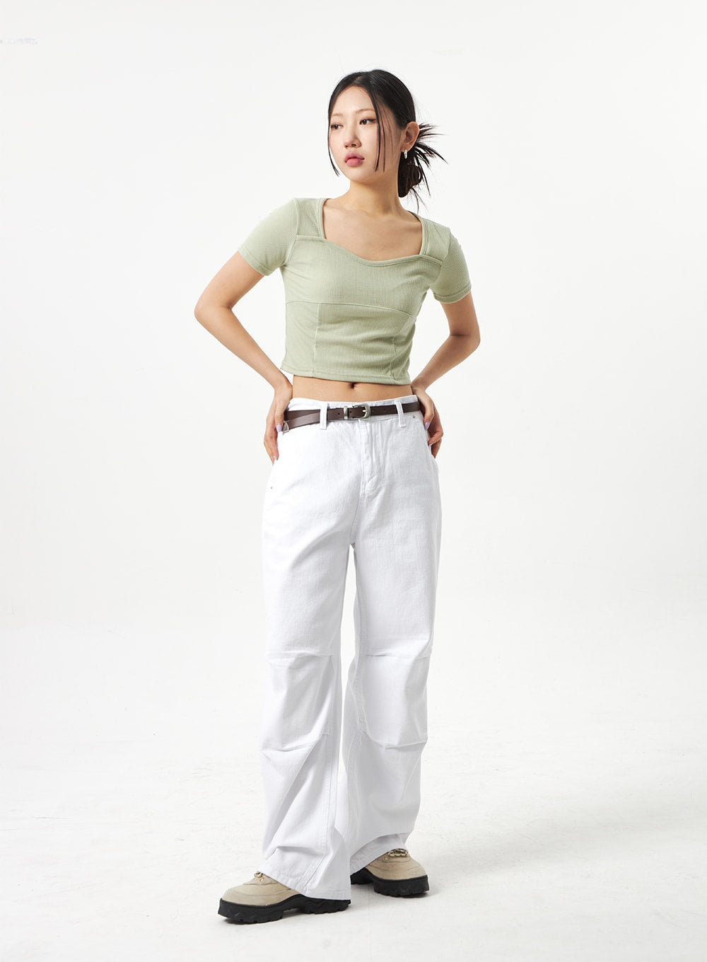 Heart Neck Cropped Tee CA320