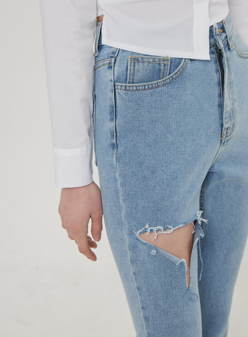 Ripped Bootcut Jeans BF306