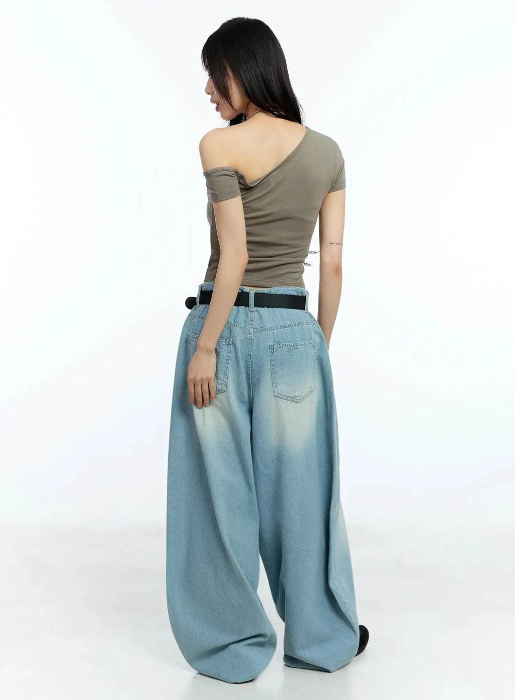 Yerim Washed Baggy Jeans IU524