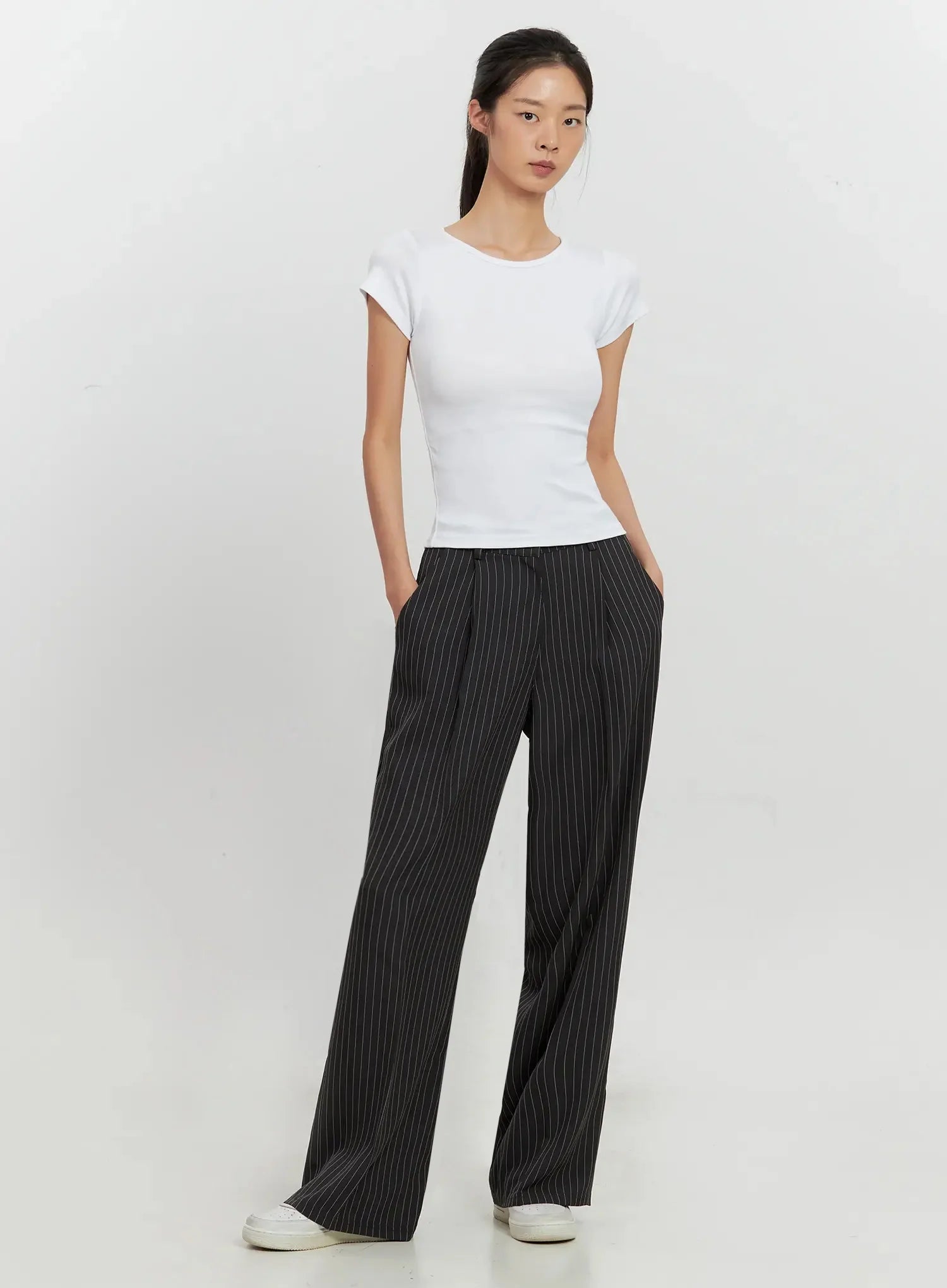 Pinstripe Wide-Leg Trousers IL528