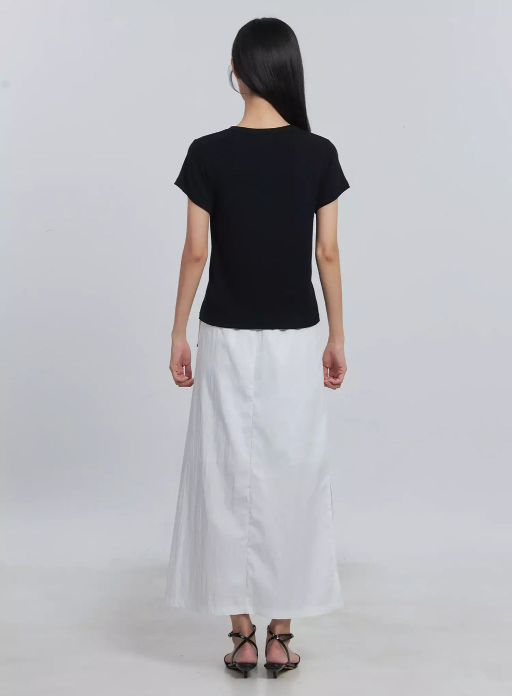 Loose-Fit Short-Sleeve Tee IU512