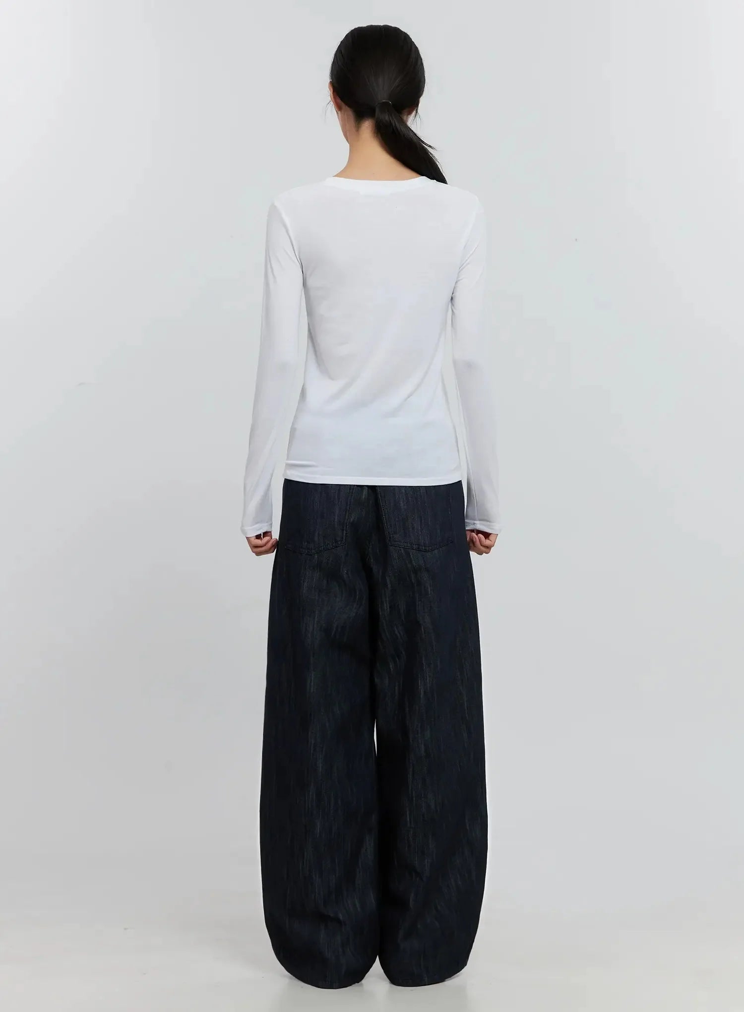 Uven Pintuck Wide-Leg Jeans IS516