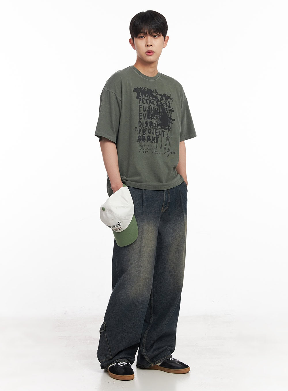 Men's Baggy Pintuck Jeans IY522