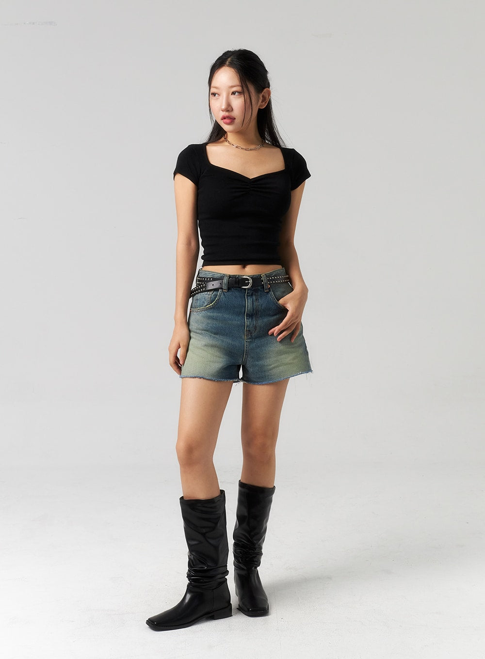 Mid-Wash Denim Shorts CU327