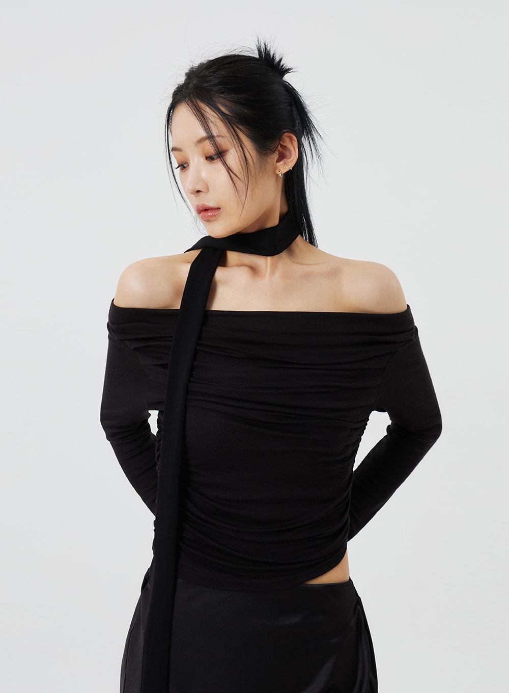 Off-Shoulder Cropped Top CF322