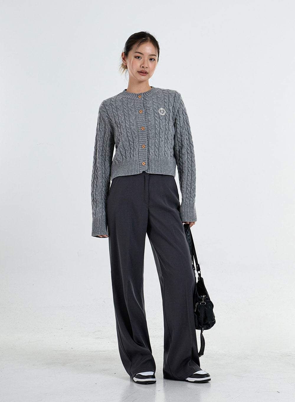 Button Embroidery Crop Knit Cardigan CO06