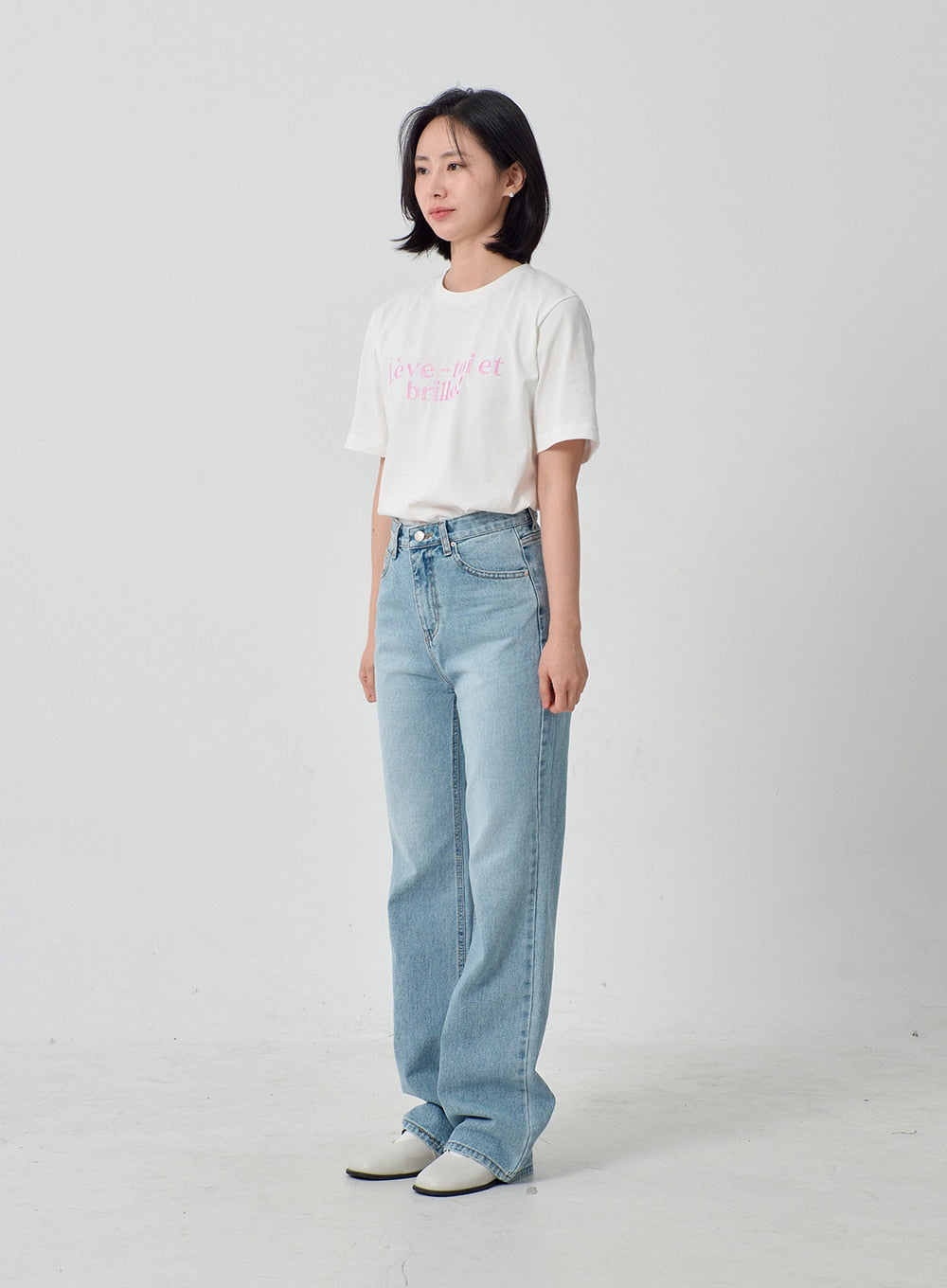 Light Wash Wide Leg Jeans OJ331