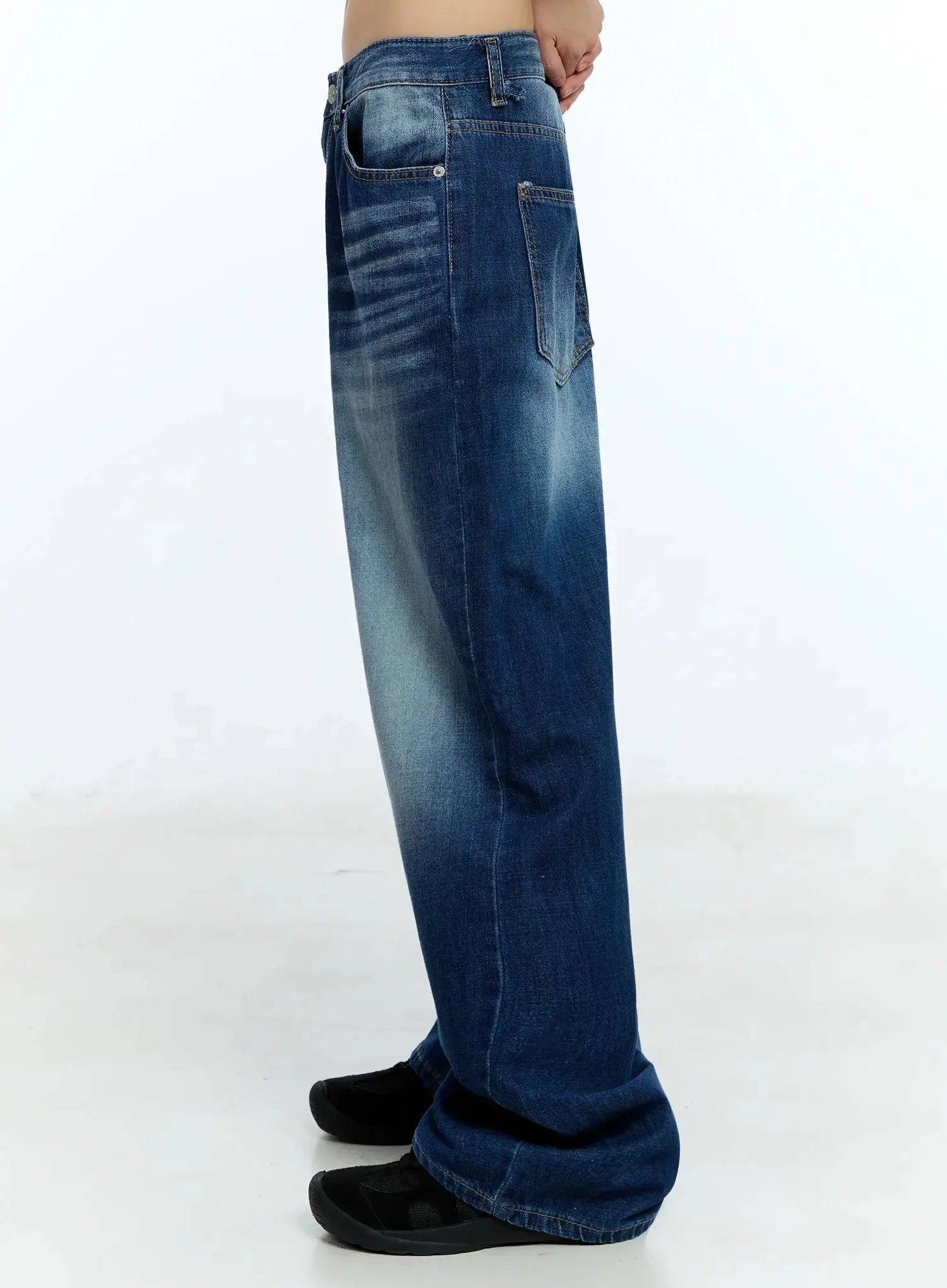 Yoonchae Washed Wide-Leg Jeans IU525