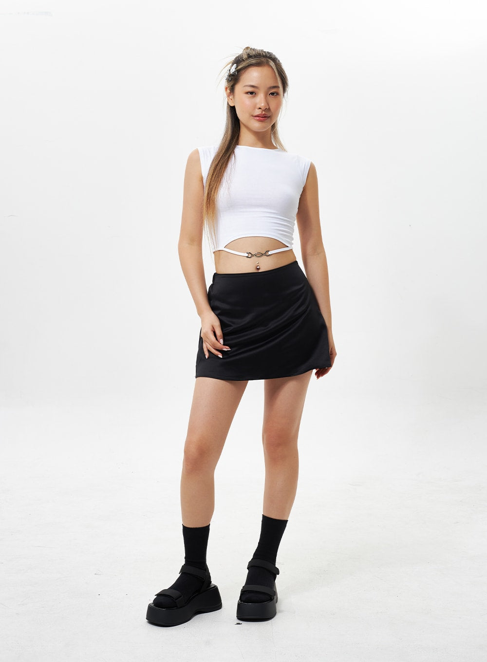 Chain Detail Cropped Top CY330