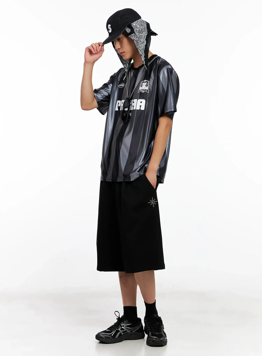 Men's Studded Bermuda Shorts IG511