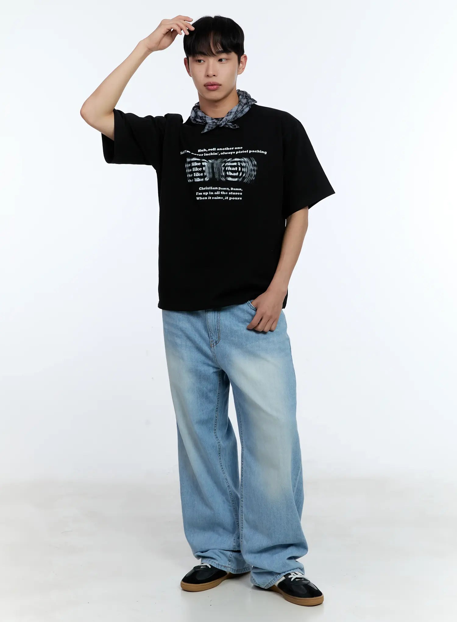 Men's Blurred Graphic Tee IL517