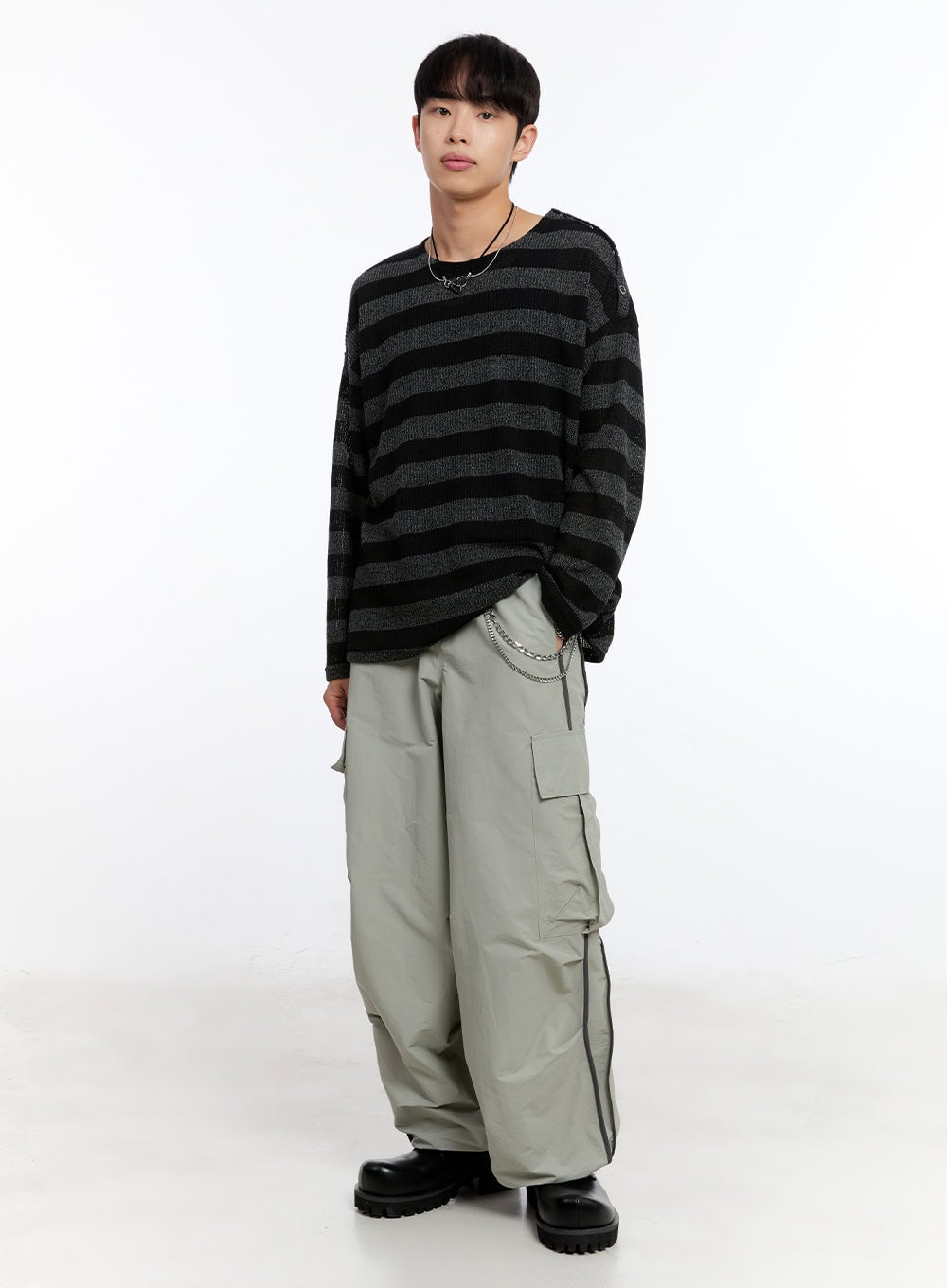 Men's Cargo Balloon-Fit Windbreaker Pants IY530