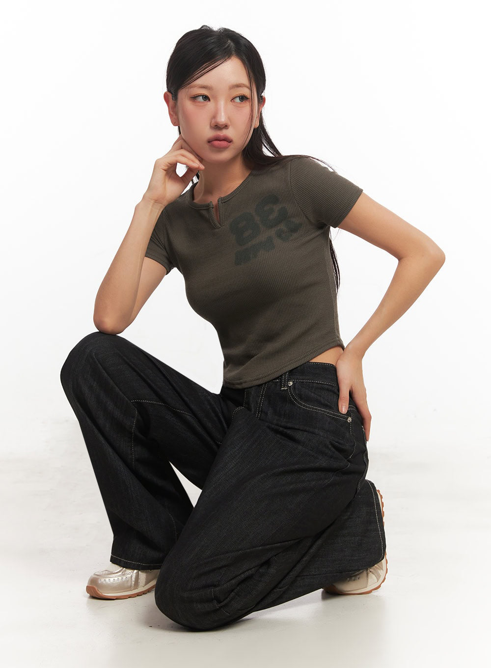 Tomboy Graphic Crop Top IA524