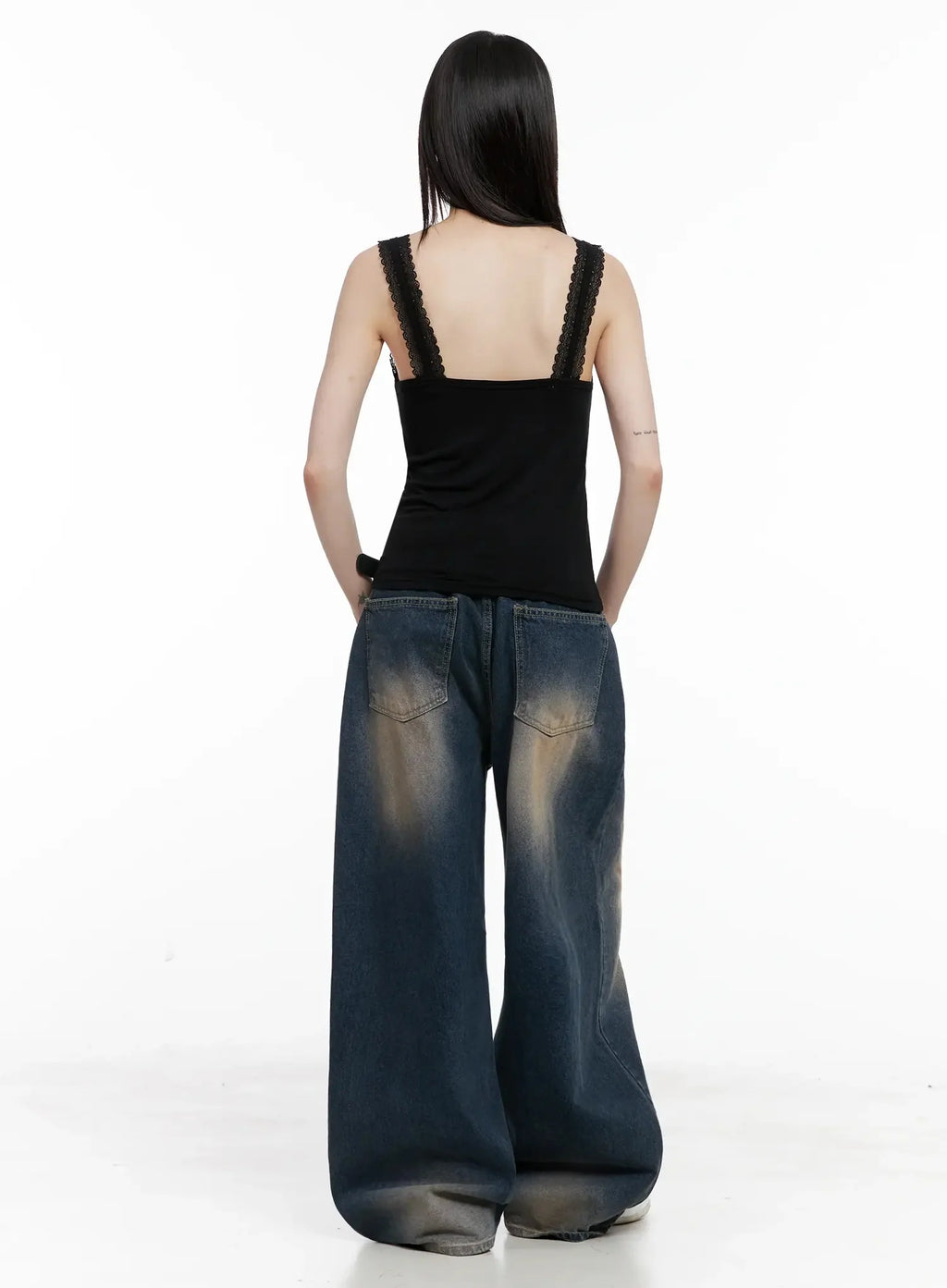 Solji Acid Washed Wide-Leg Jeans IL531