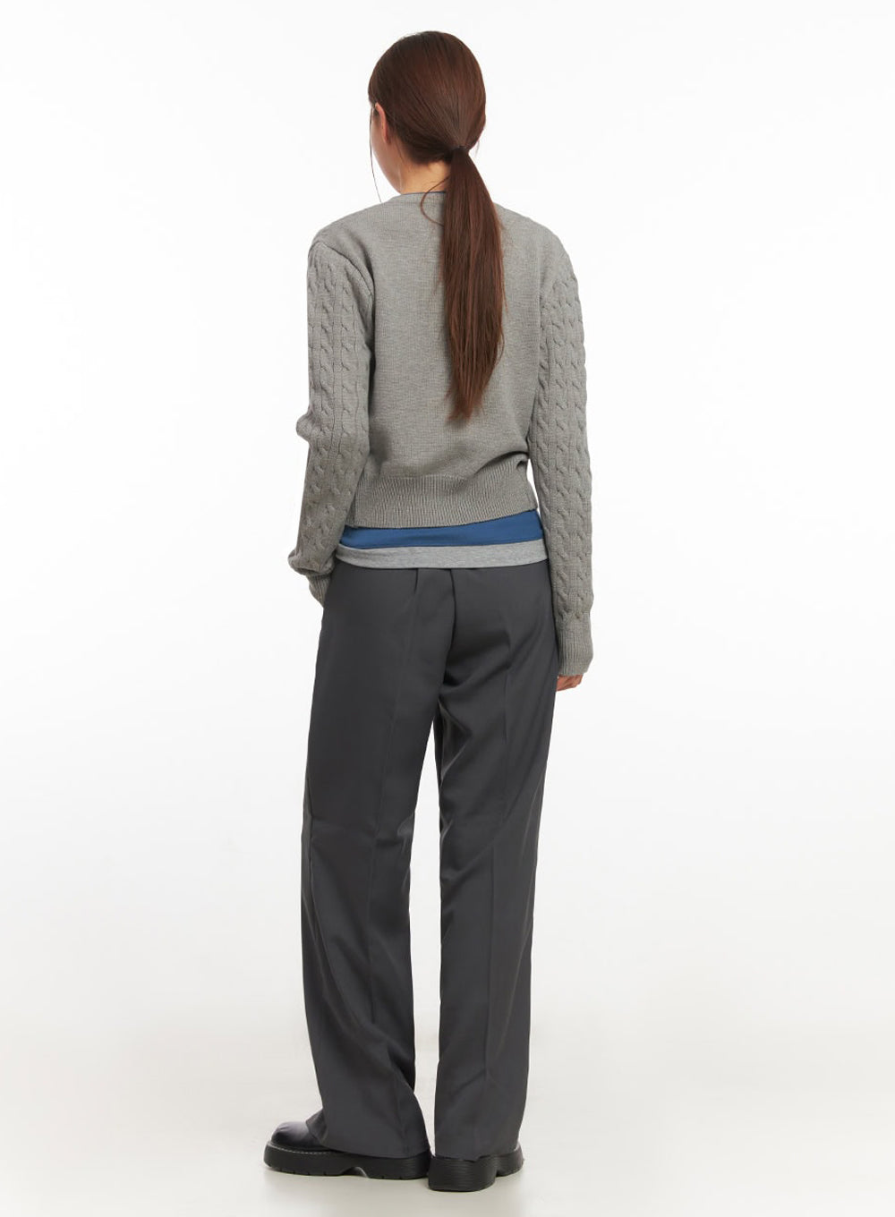 Cable-Knit Buttoned Cardigan IM524