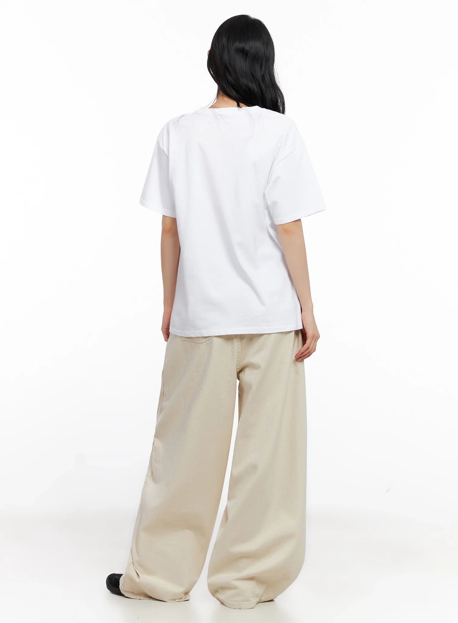 05 Graphic Print Short-Sleeve Tee IG508