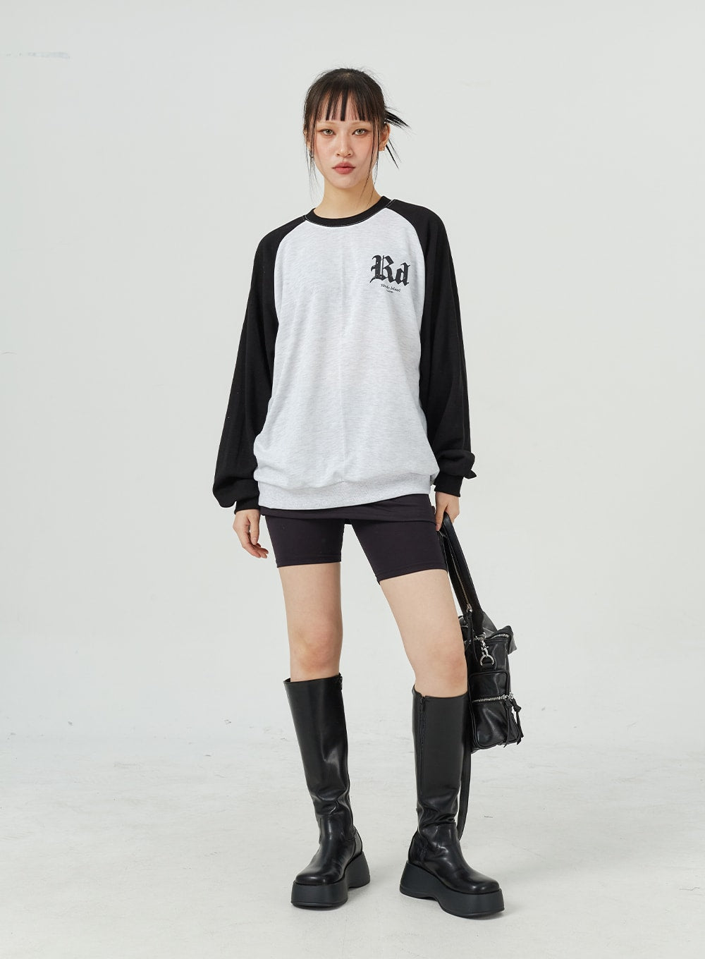 Two Color Graphic Sweatshirt CM316