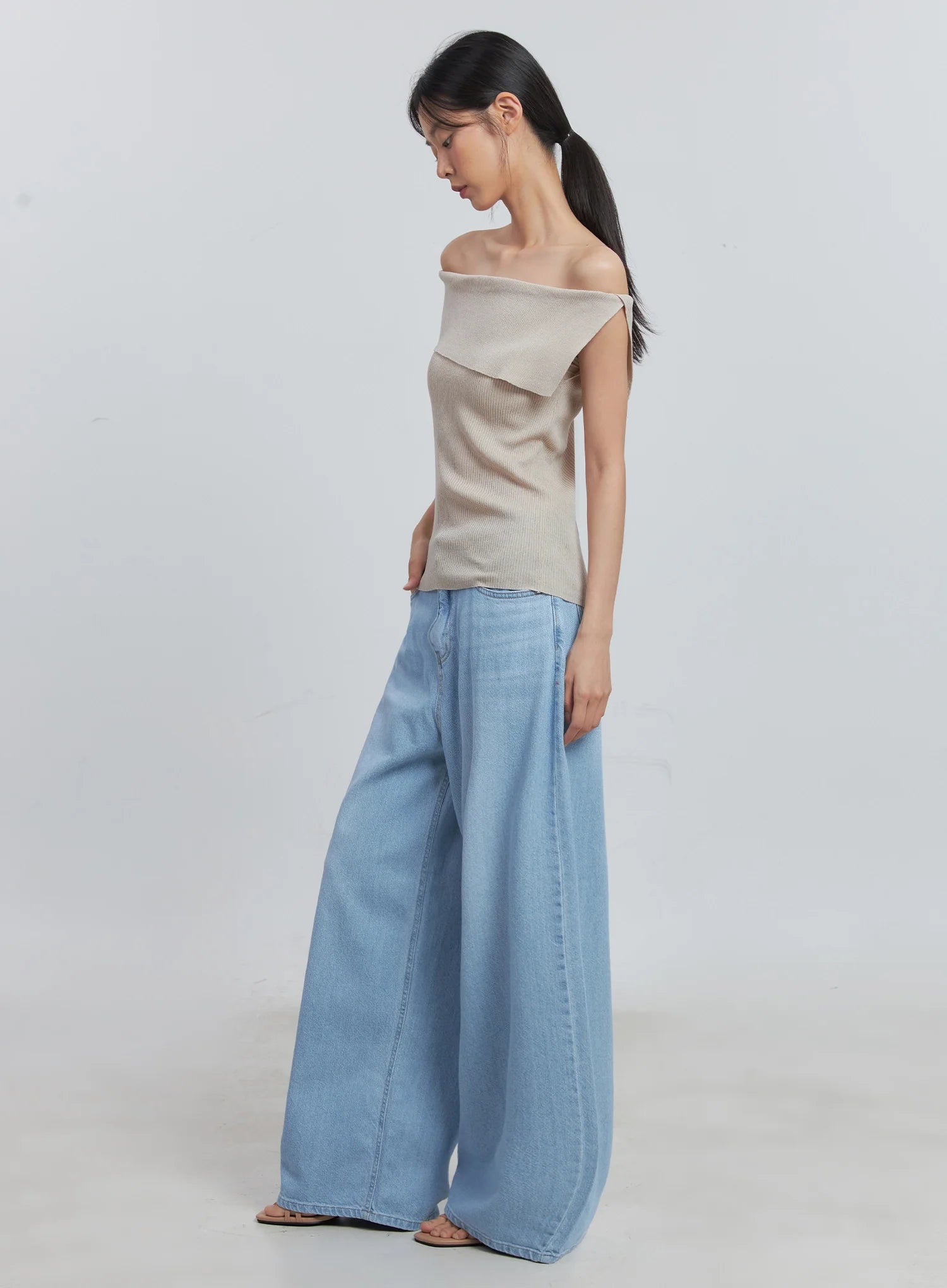 Scarlett Washed Wide-Leg Jeans IU512