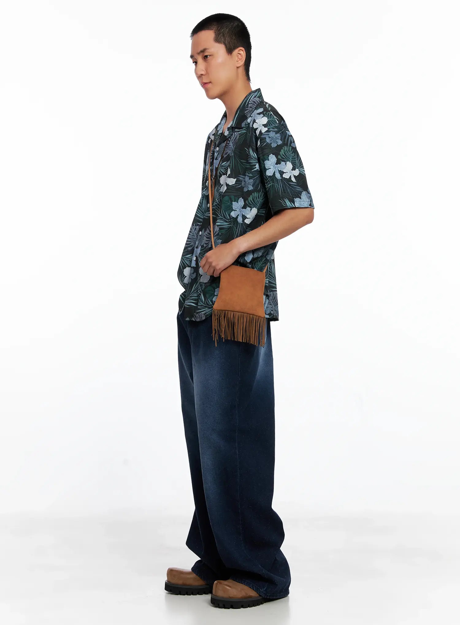 Men's Snowflake Print Wide Jeans IS510