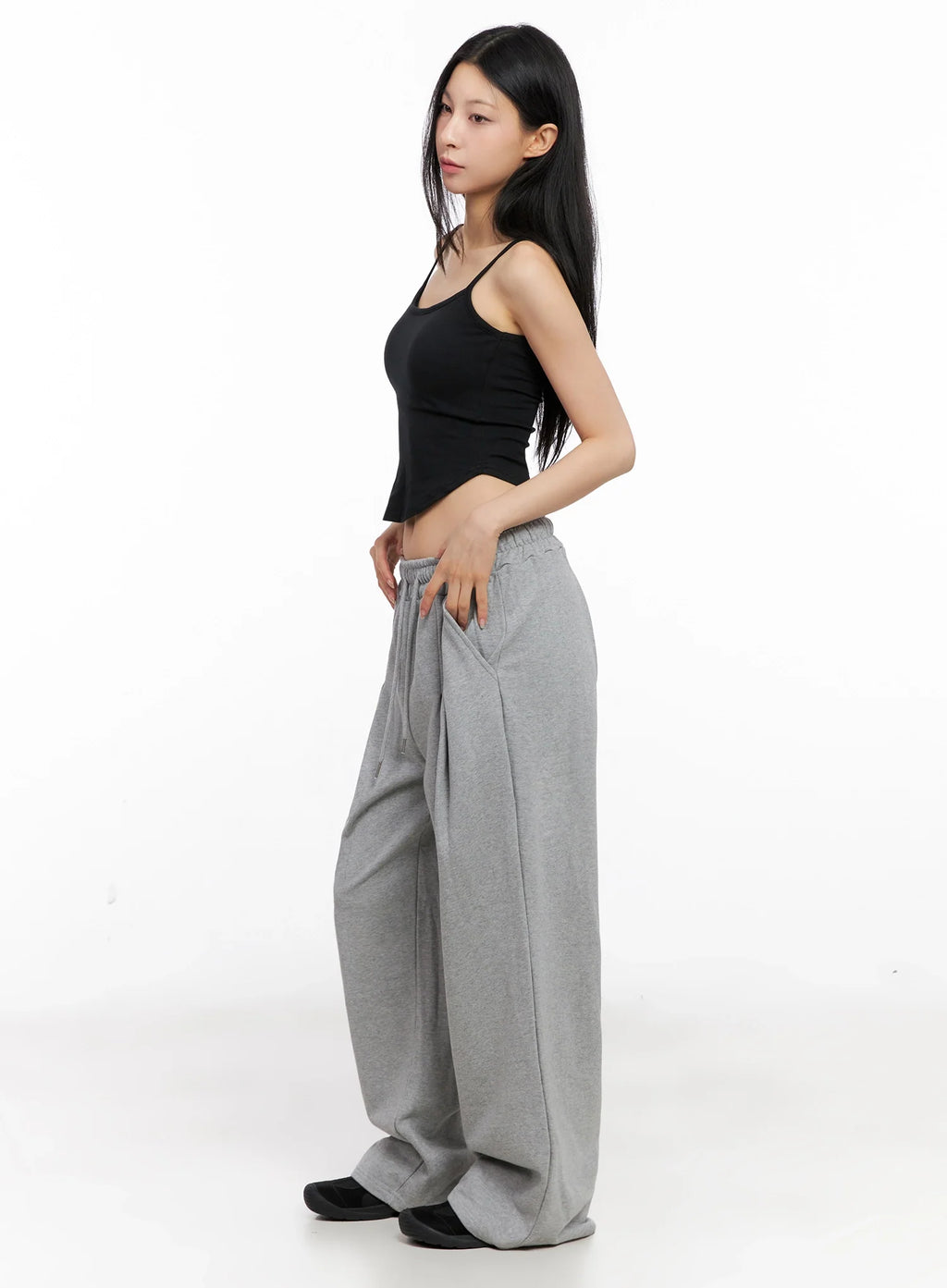 Relaxed-Fit Pintuck Sweatpants IG508