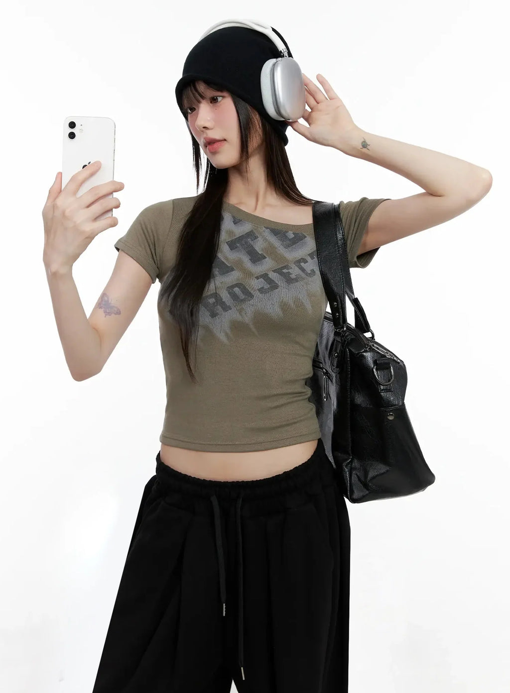 Asymmetric Off-Shoulder Graphic Top IL528